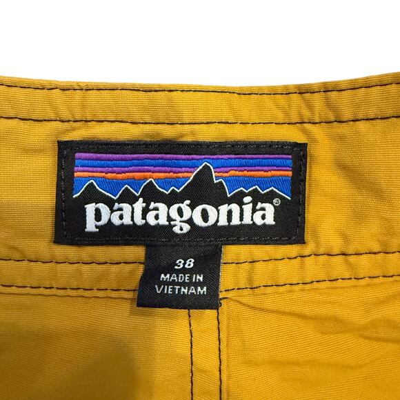 Patagonia Men’s Wavefarer yellow board short, Swim, Size 38 - Picture 5 of 7